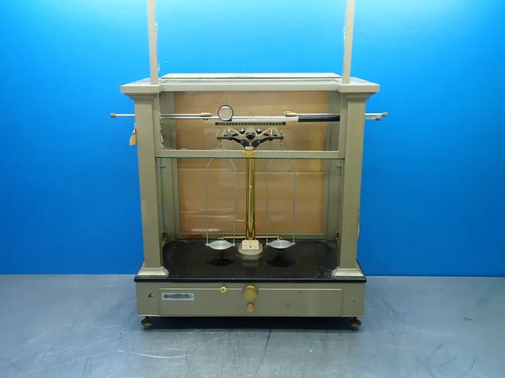 Ainsworth & Sons Vintage Apothecary Balance Scale