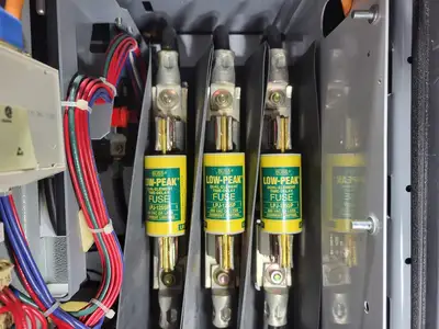 USED SQUARE D MODEL 6