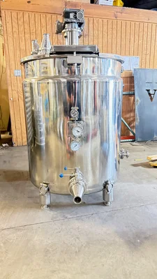 Used _UNKNOWN_ _UNKNOWN_ Brewing Equipment Indiana US | Brewhouse Equipment Group #1263900