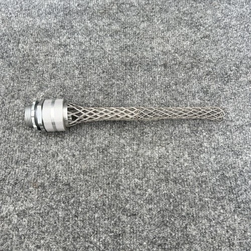 Used Hubbell 074-01-1028 Electrical Fittings California US | Davliegogo LLC #1706594