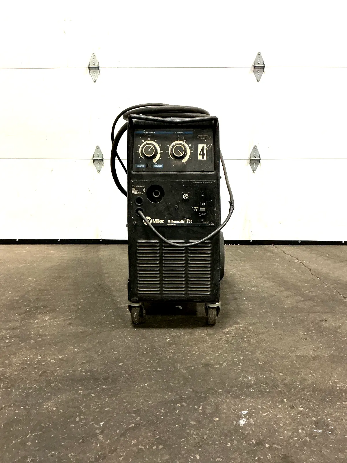 Used Miller _UNKNOWN_ Wire Feed Welders Ohio US | Equipment Recovery Corp. #1331424