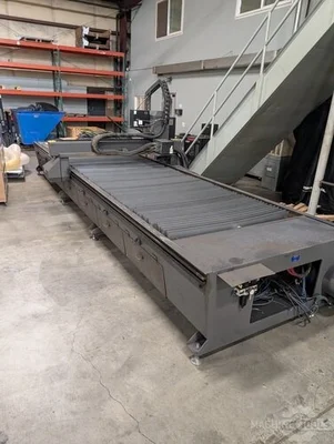 USED 2014 MULTICAM 3000 SERIES