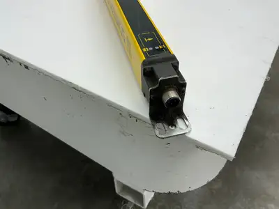 Schmersal SLC440-E-1450-14 Safety Light Curtain Transmitter