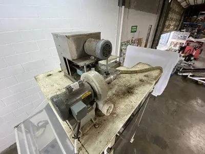 USED TRIANGLE B3PR