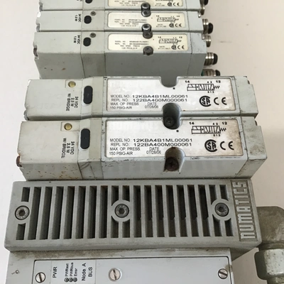Numatics 051BA/I51BA/122BA Series 14 Valve Manifold w/ 2 239-2057 Mods