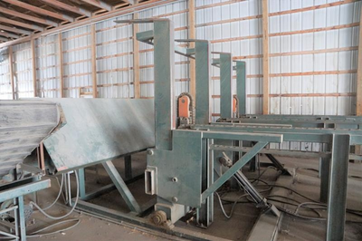 Automated Lumber Handling Tilt Hoist and Material Handling for Planer or Rip Line