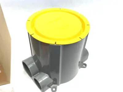 USED HUBBELL-KELLEMS ROUND FLUSH FLOORBOX, PVC, 3.00" MINIMUM DEPT OF POUR