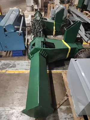 USED POWELL UNWIND STAND