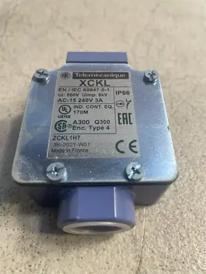 USED TELEMECANIQUE TELEMECANIQUE ZCKL1H7