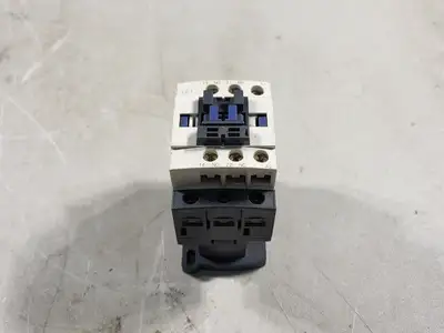 25 Amp, 3 Pole, 3 NO, 115 VAC Coil Contactor C01F7 52296548