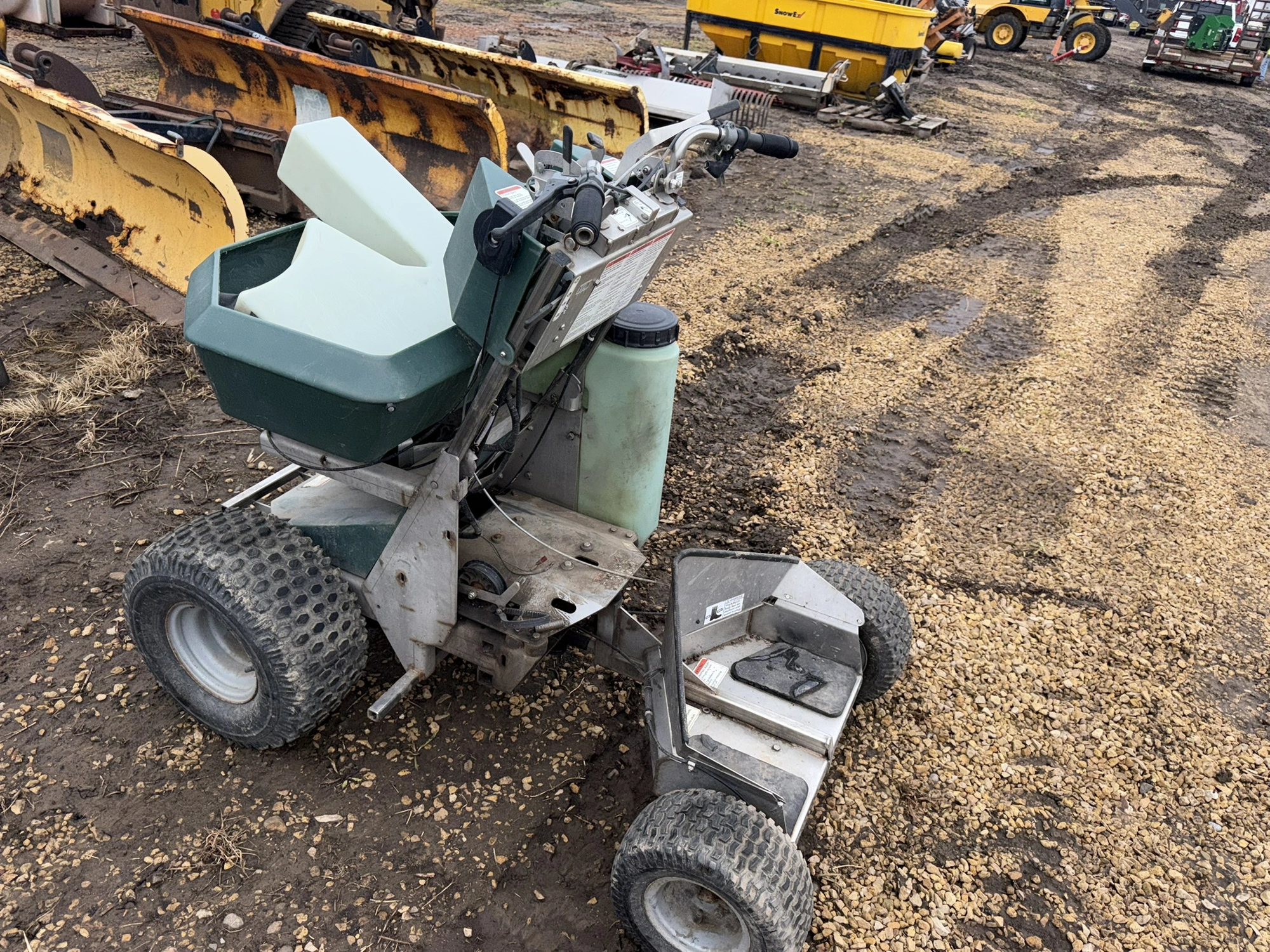 Used _UNKNOWN_ _UNKNOWN_ Broadcast Spreaders Minnesota US | Miedema Asset Management Group #1444294