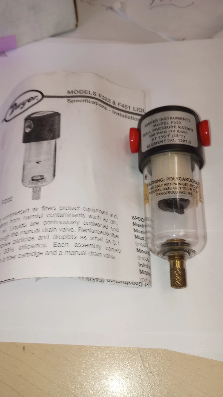 NEW DWYER F222