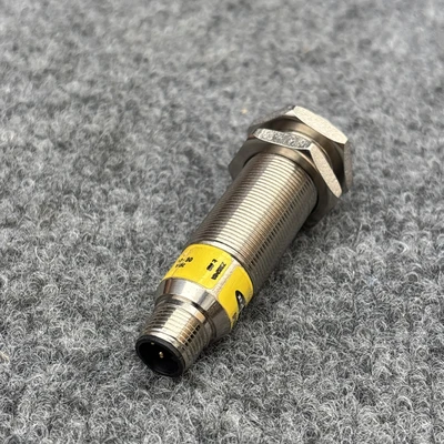 Used Banner Engineering M18GRY2PQ Proximity Sensors California US | Davliegogo LLC #1708053