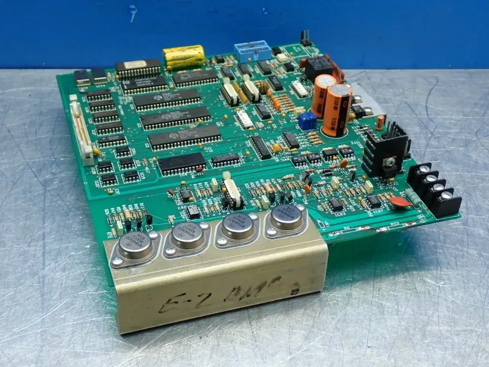 USED HAAS AUTOMATION 323051E