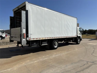 Used 2022 ISUZU "FTR" VAN BODY TRUCK - DIESEL (2022) Box trucks Texas US | MachineryMax #1488284