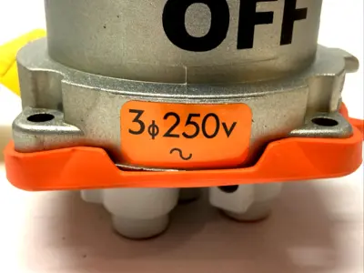 37-68073 | Meltric  Inlet/Plug DS60 60A 3P+G 250Vac 7.5hp Type 3R - New Other