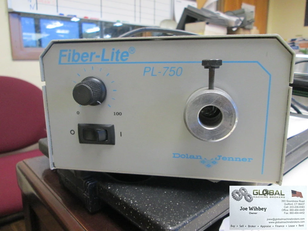 Dolan Jenner PL-750B111 Fiber Lite 200W 110/120VAC 1Ph Halogen Light Source