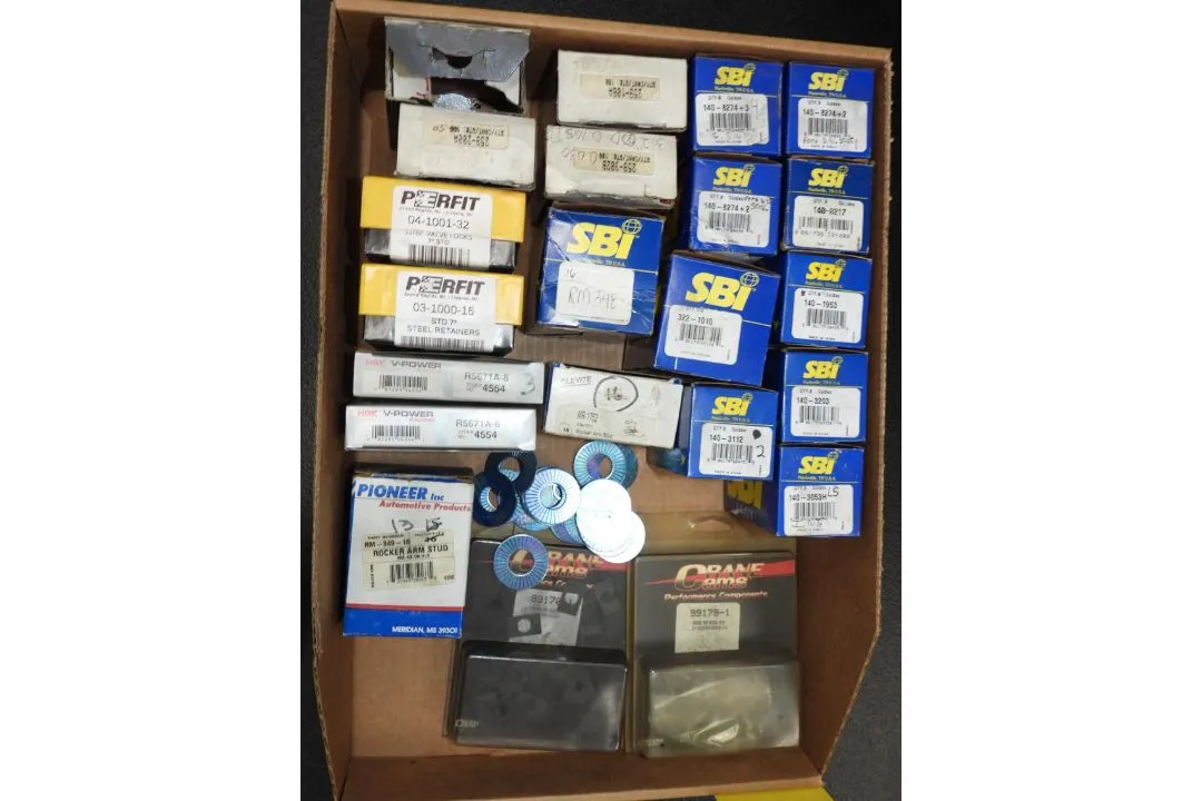 Used _UNKNOWN_ _UNKNOWN_ Engine Parts & Accessories Michigan US | Thompson Auctioneers #1521072