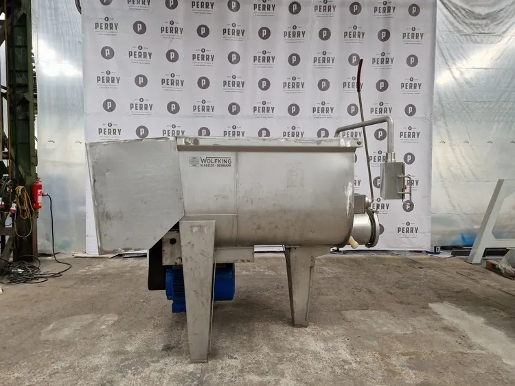 Used 1982 WOLFKING TSMG 1500/250 Mixers CZ | Perry Equipment #461269