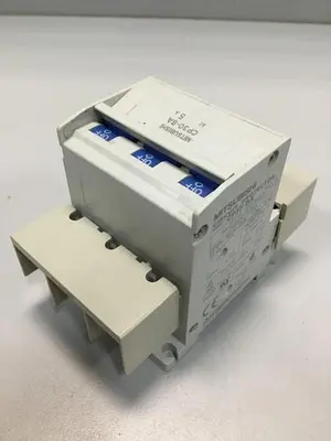 USED MITSUBISHI CP30-BA-3P-5A