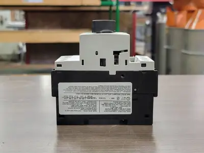USED SIEMENS 3RV1021-0JA10