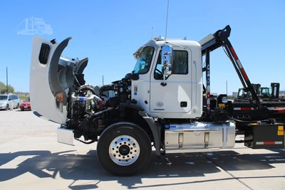 New | in-Stock 2025 MACK GRANITE 64BR Rolloff Trucks Texas US | Roll Off Truck World #1491930