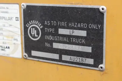 CAT P8000 Forklift Trucks | Levy Recovery Group (19)