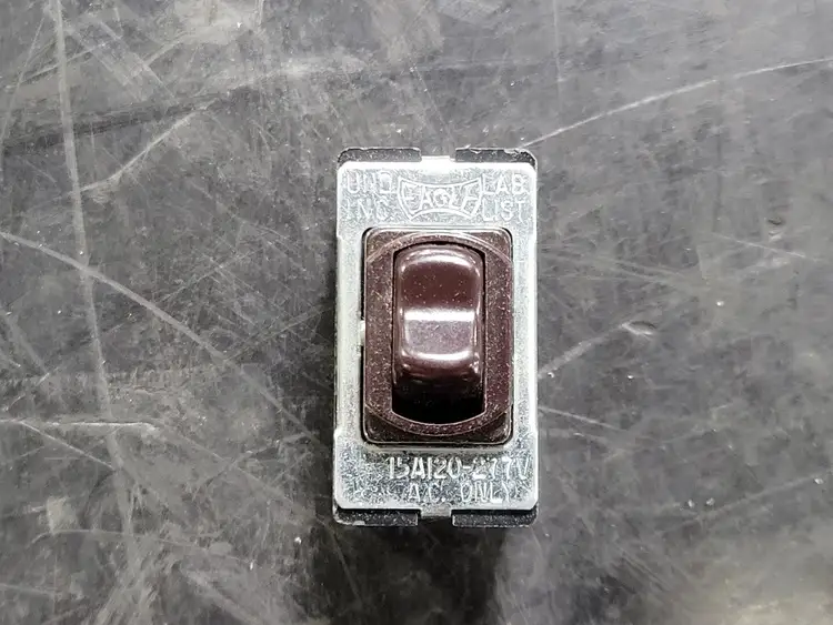 New | in-Stock EAGLE 764 Switchgears British Columbia CA | Lenmark #241302