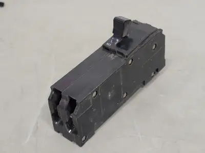 USED SQUARE D A1B215