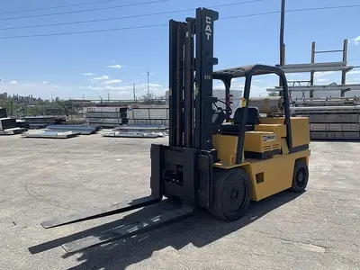USED 1988 CATERPILLAR T150D
