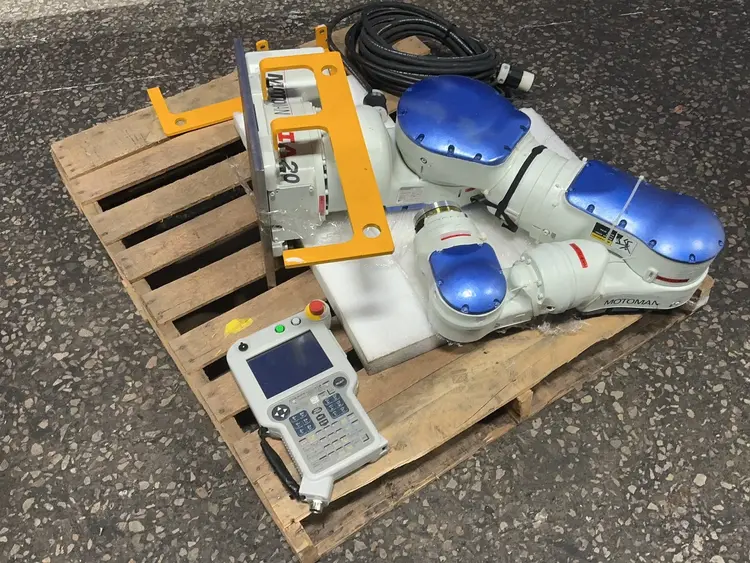 Used 2008 YASKAWA / MOTOMAN YRSIA20AB00 Robots Ohio US | HGR 24 #1548214