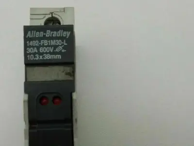 Allen Bradley 1492-FB1M30-L Fuse Holder Din Rail Mount Lot of 13