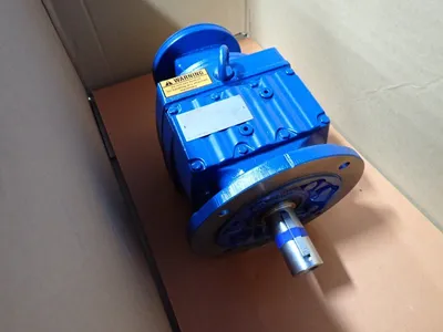 USED SEWEURODRIVE RF77 AM145