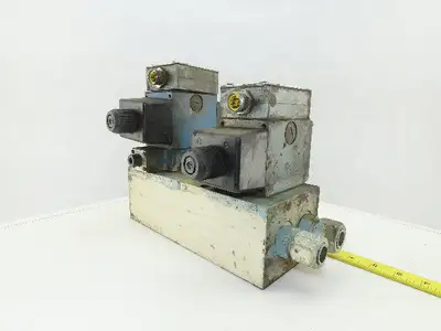 Rexroth Hydraulic valves W/3 Port Manifold Base Assembly
