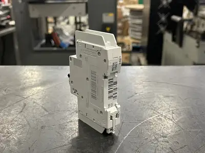New | in-Stock SCHNEIDER ELECTRIC M9F42125 Switchgears British Columbia CA | Lenmark #241147