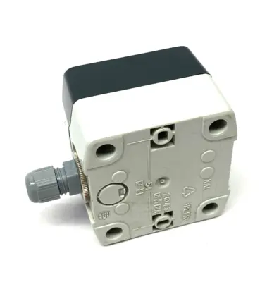 Used Knapp Switch H.M. Keyed Switch, Plastic Enclosure, CABLE CUT Switch Parts Michigan US | Maverick Industrial Sales #1401249