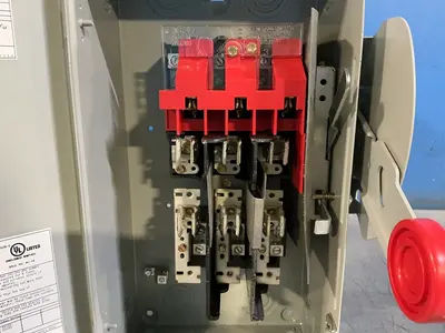Used 2017 EATON DH322FGK Switchgears Ohio US | HGR 24 #1561780