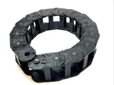 USED IGUS E2 ENERGY CHAIN 75MM WIDTH 150MM RADIUS 14 LINKS