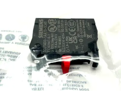 NEW SIEMENS CONTACT MODULE WITH 1 CONTACT ELEMENT, 1 NC
