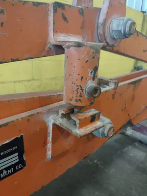 USED BUSHMAN 1070