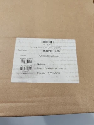 NEW Domino L012254