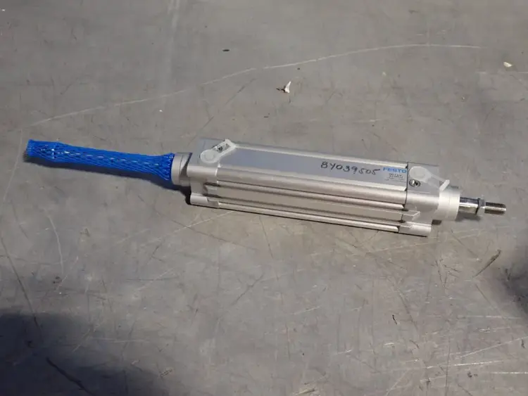 Used FESTO DNC1 1/44.2PPVS2 Cylinders | HGR 24 #731385