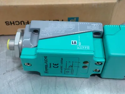 NEW PEPPERL + FUCHS NJ30+U4+EV1
