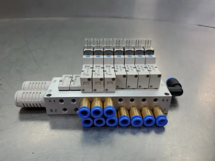 Used SMC SYJ314-5MNZ-Q/SYJ3140-5MNZ-Q Solenoid Valves South Carolina US | Palmetto Automation #1165358