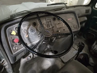 1995 Ford Aeromax L-9000 Yard Tractor, 634,335.5 Miles Indicated (LOCATION: Batavia, OH)