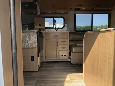 Used 2017 FORD FOUR WINDS 30D Campers, Caravans, Motorhomes Michigan US | Miedema Asset Management Group #1339038