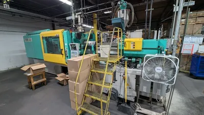 2004 ARBURG 720S-3200-1300 Injection Molding Horizontal/Vertical | Machinery Network (3)