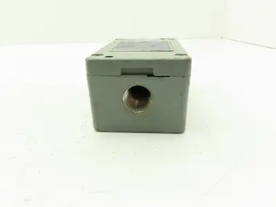 Square D 9007CR53B Limit Switch Explosion Proof Hazardous Location 600V 10A
