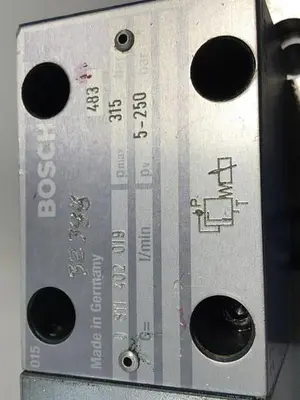 USED BOSCH 0 811 402 019