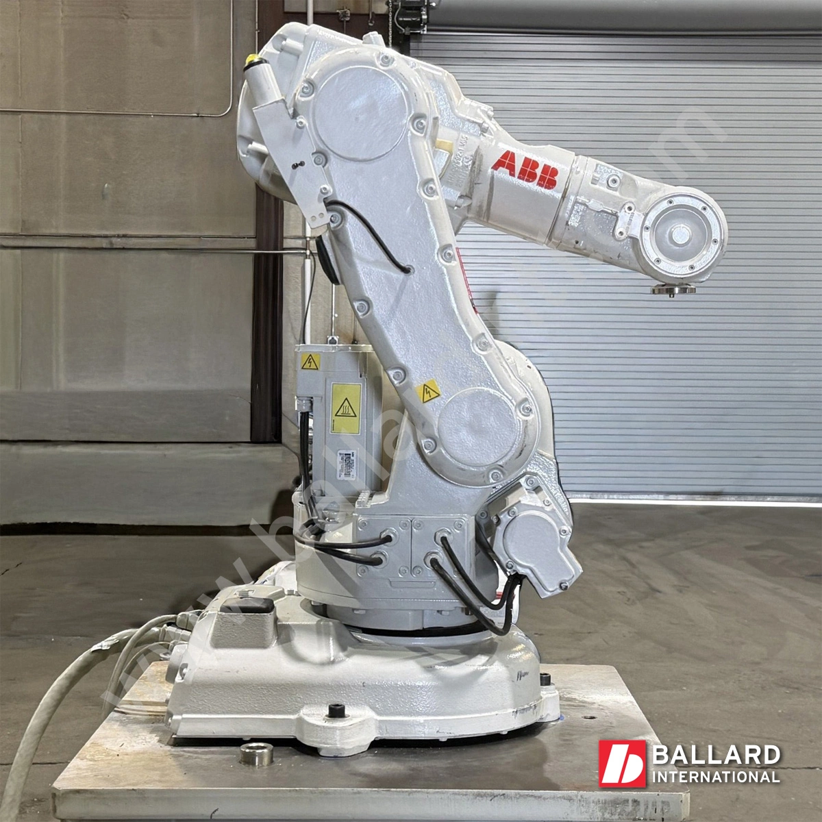 ABB IRB 140-6/0.8 Complete Robot System w/ IRC5 Controller